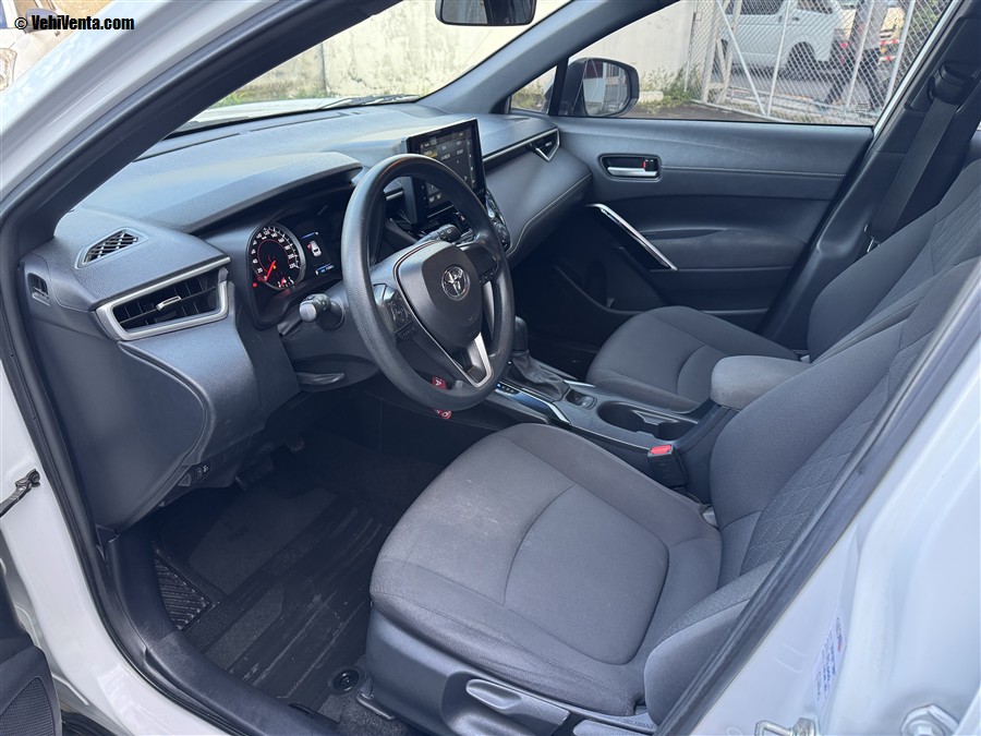 TOYOTA COROLLA CROSS 2025