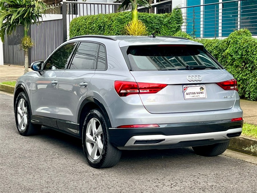 2022 AUDI Q3